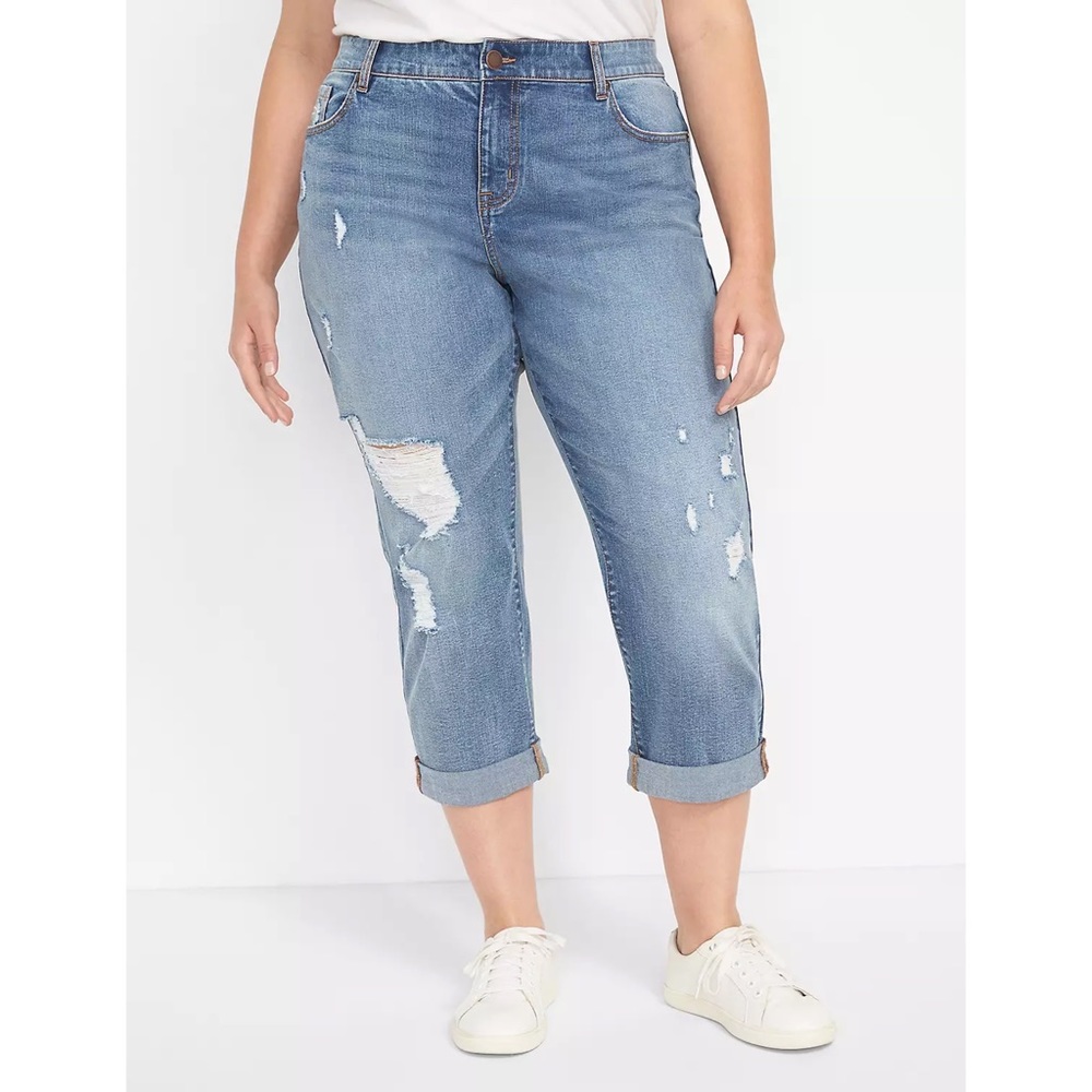 Lane Bryant Signature Boyfriend Capri Jean Medium Wash Magic Waist Distressed